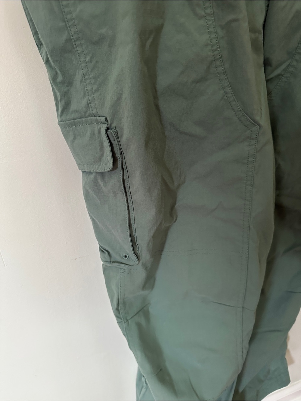 Duluth Women’s Gardening Overalls, size XXL, Long Pants, Olive Green, Outdoor - Picture 5 of 8